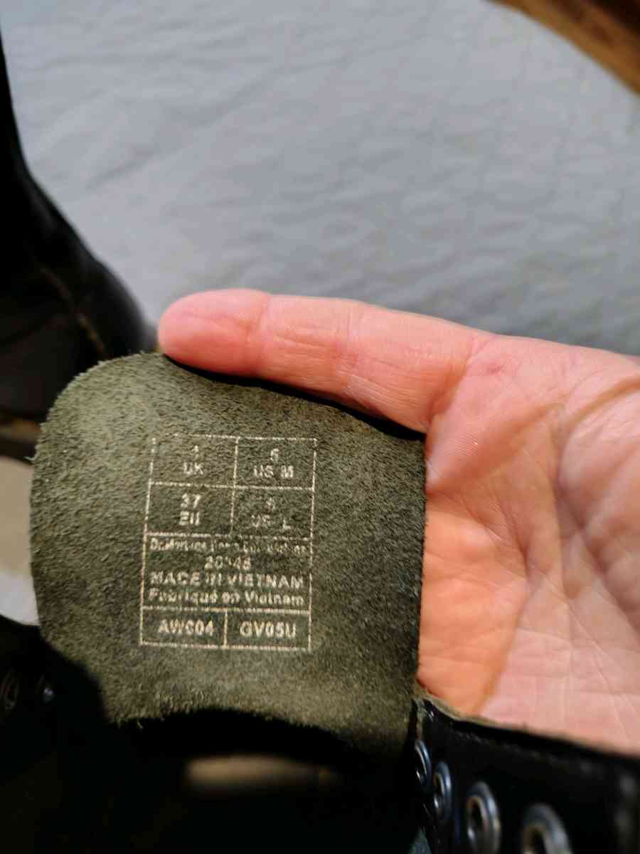 Dr Martens Jadon leather boots  Size 6 - Castle Rock, Washington - FleaMarketBay