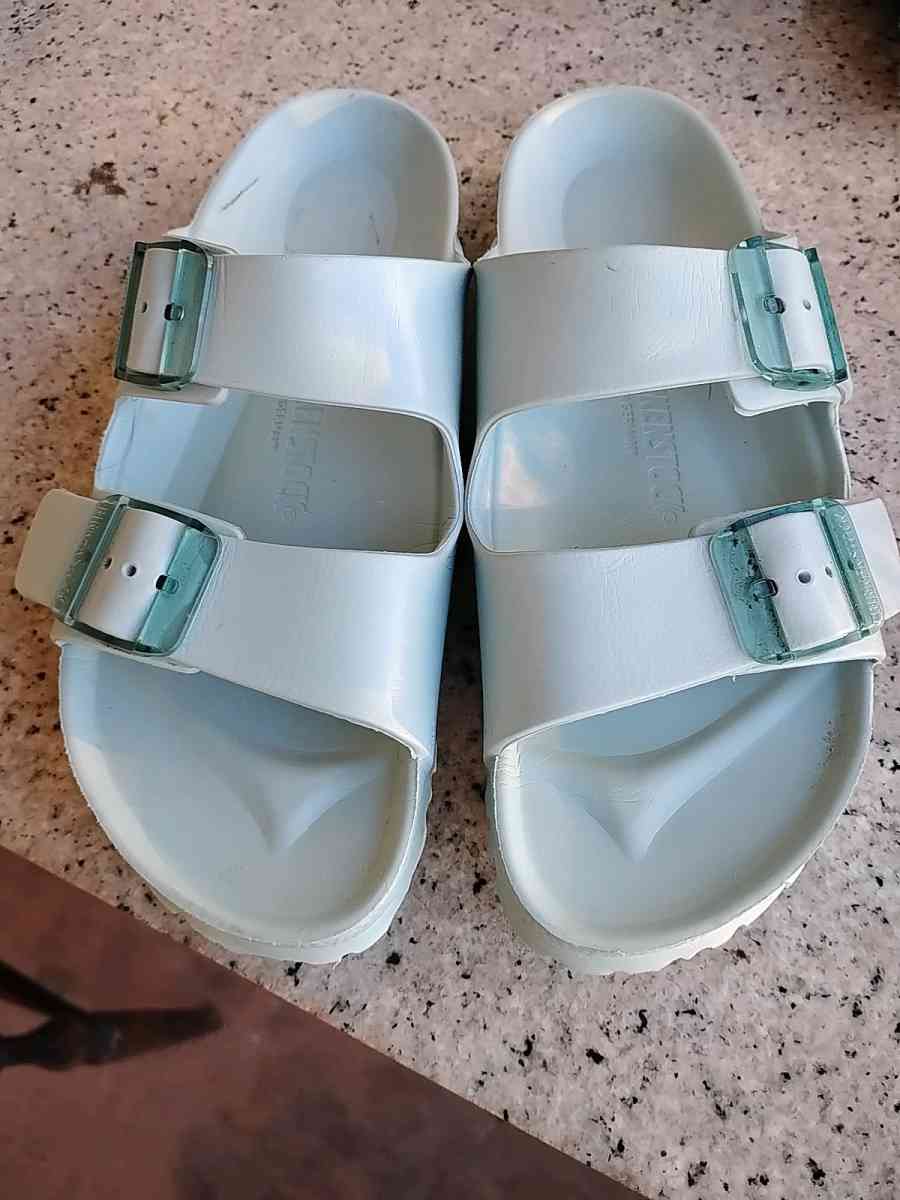 Berken slides brand new - Daytona Beach, Florida - FleaMarketBay