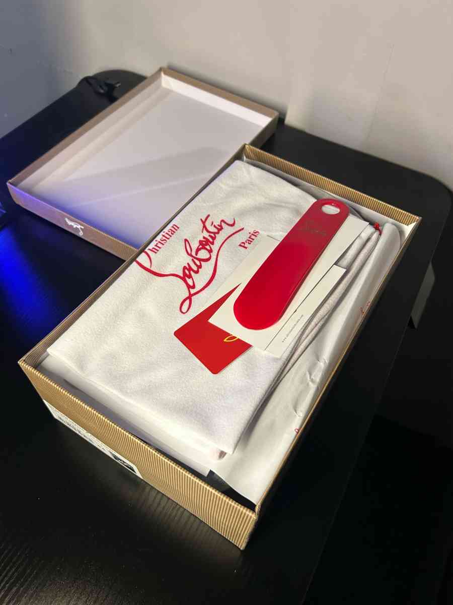 Christian Louboutin Red Bottoms New - Pasadena, Texas - FleaMarketBay