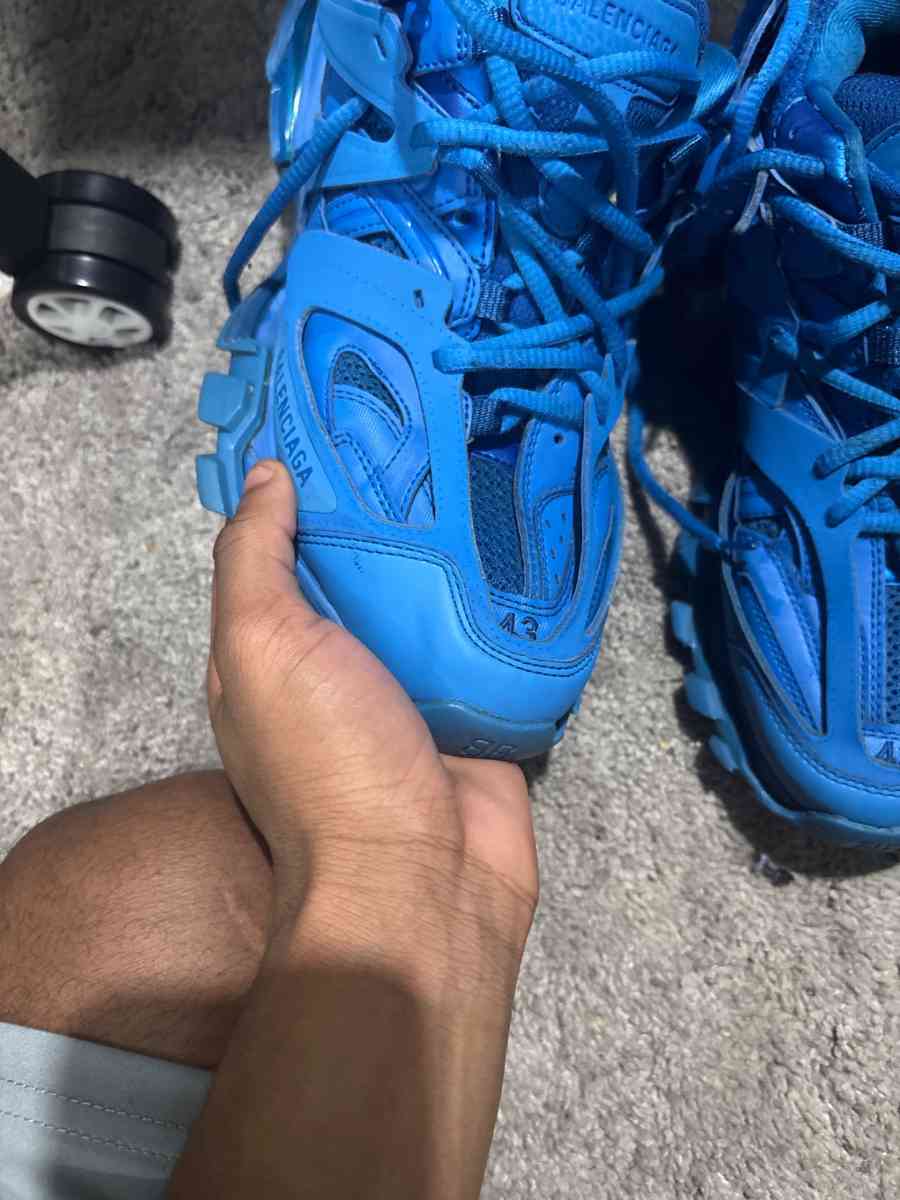 balenciaga blue tracks designer shoe size 10 sneaker clean - Detroit, Michigan - FleaMarketBay