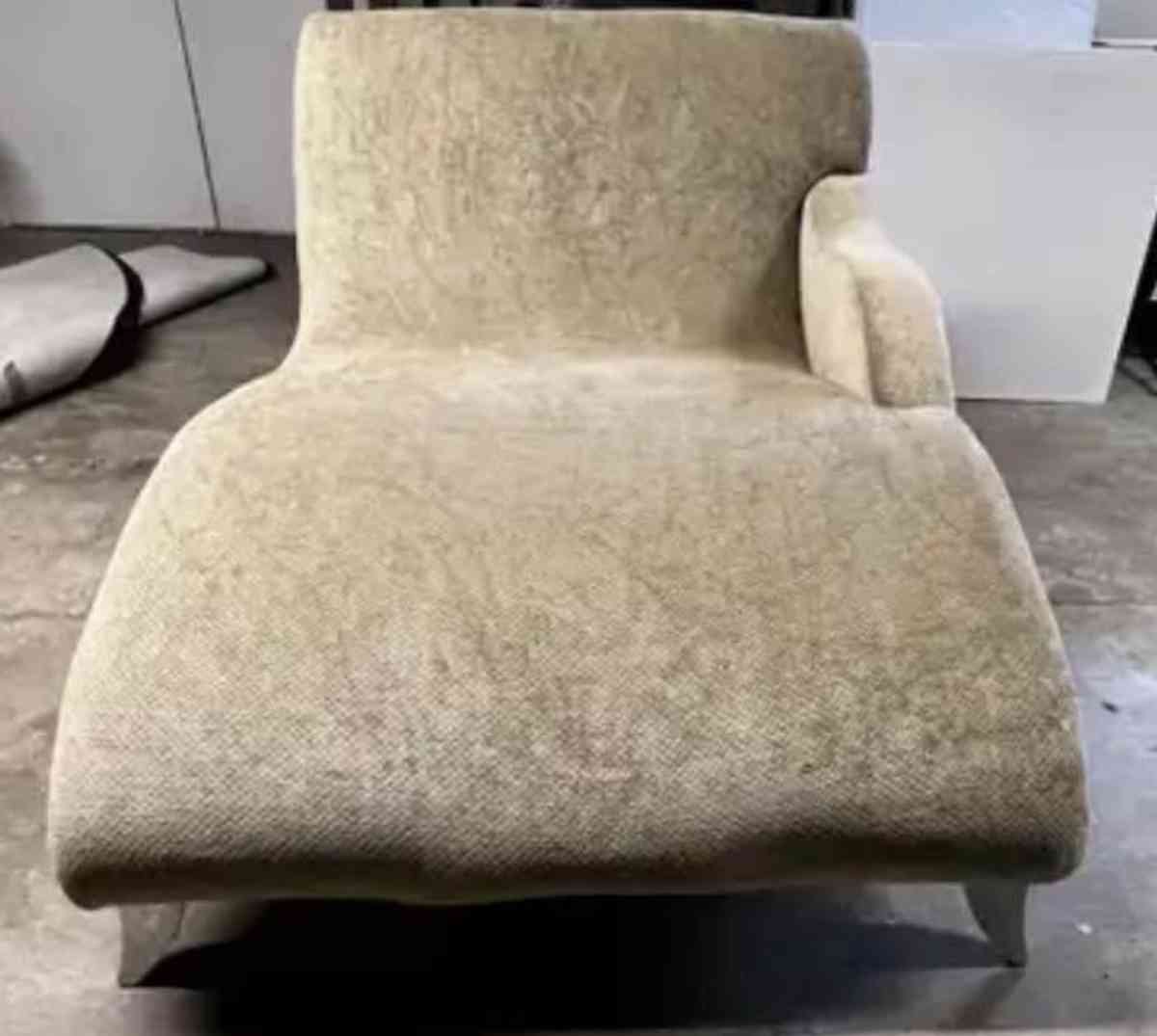 Double Wide Chenille Modern Curved Chaise Lounge - Tempe, Arizona - FleaMarketBay