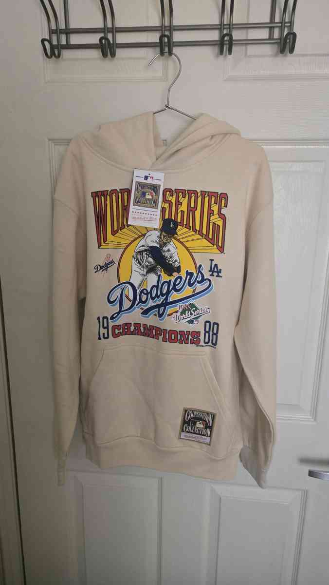 Mitchelle And Ness Dodgers sweater - Los Angeles, California
