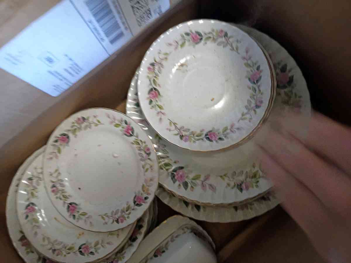 Fine China - Ocala, Florida - FleaMarketBay