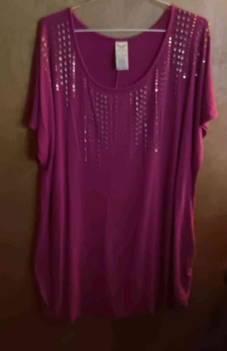 Burgundy Tunic with jeweled design - Chapel Hill, Tennessee - FleaMarketBay