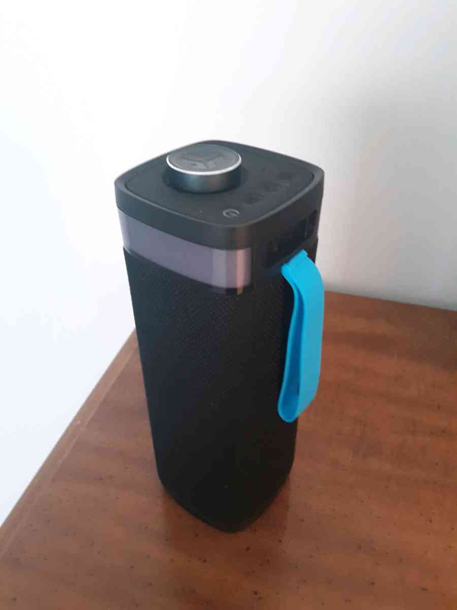 Bluetooth portable speaker - Wilmington, North Carolina - FleaMarketBay
