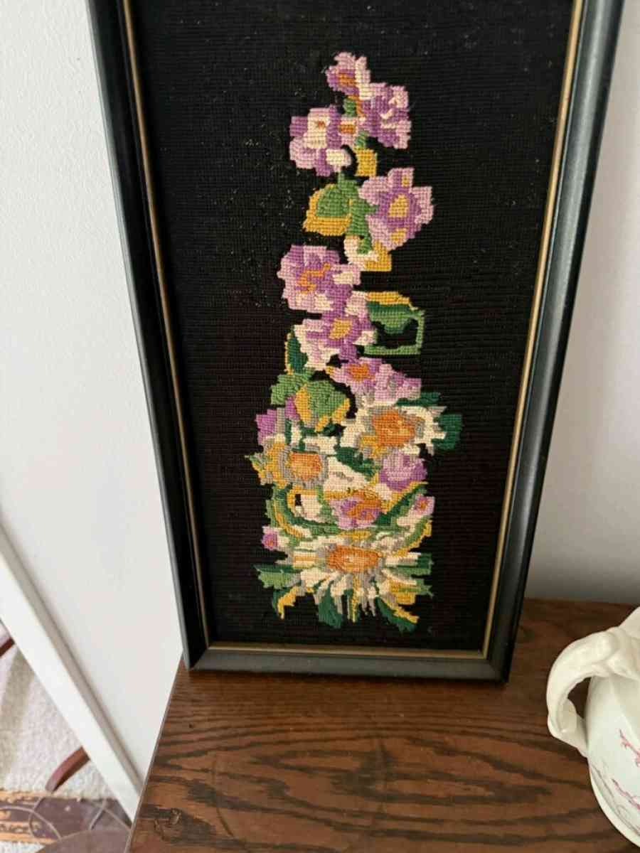 antique pottery and paintings - Freeport, New York - FleaMarketBay