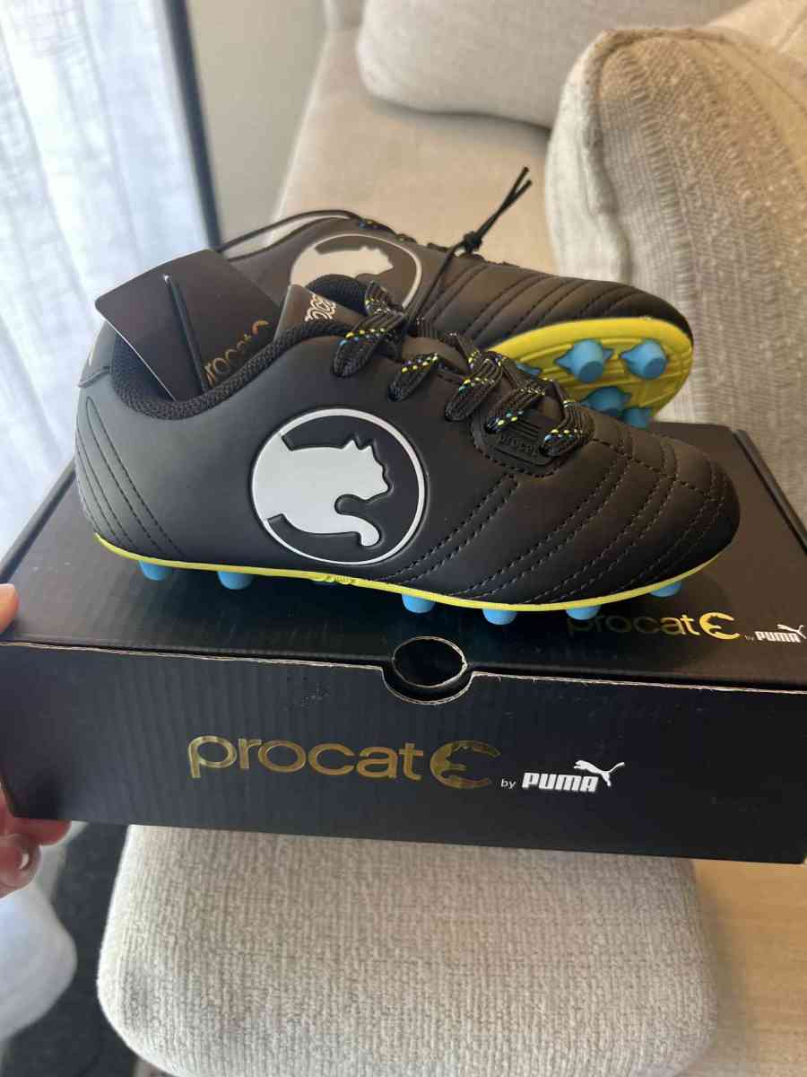 soccer shoes - San Bernardino, California