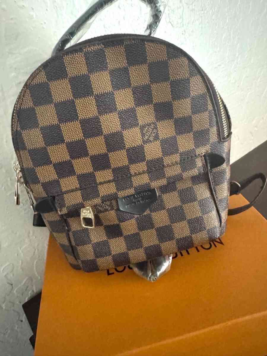 Handbags - San Diego, California - FleaMarketBay