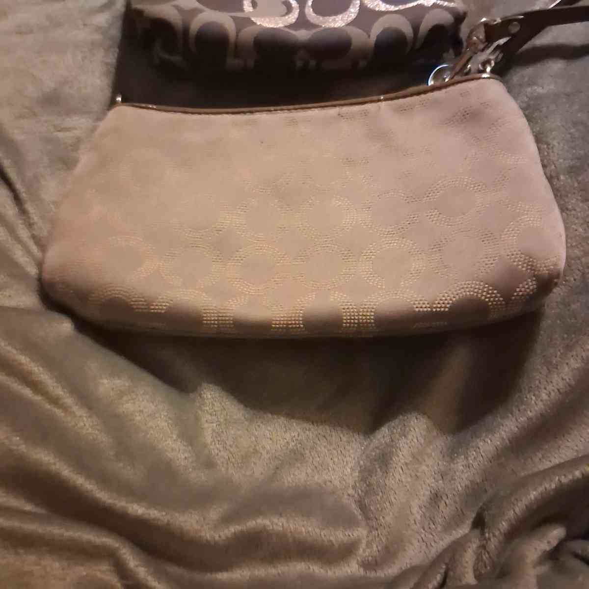 NWOT SET OF 3 VINTAGE COACH Vintage Wristlets  ID LANYARD - Rosedale, Maryland - FleaMarketBay