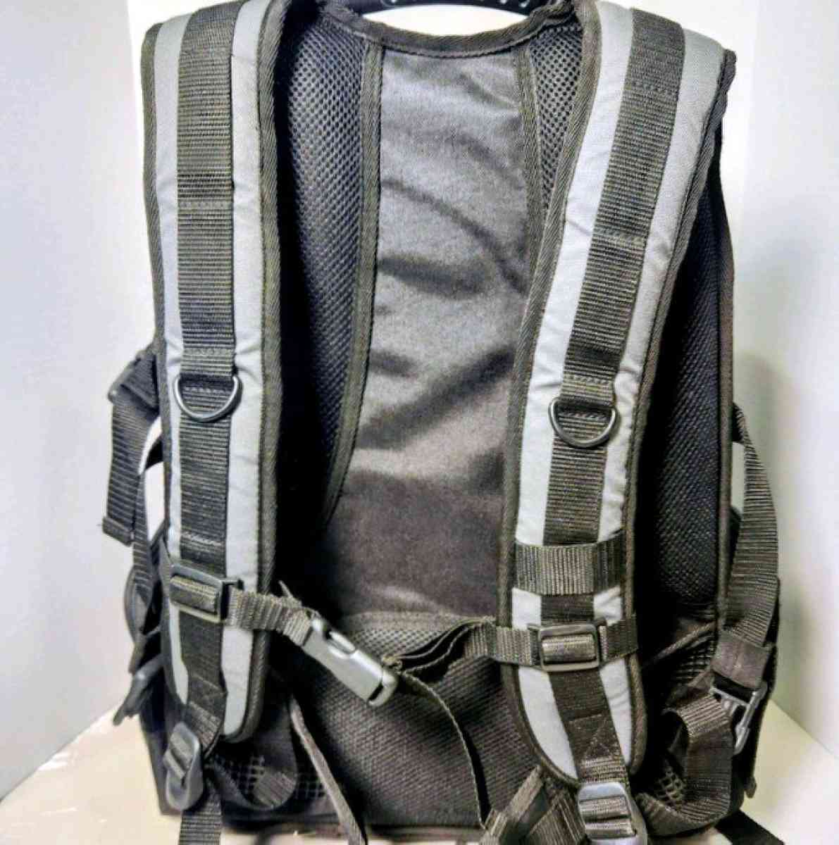 Ape Case ACPRO2000 Professional DSLR Camera Backpack  Secure - Federal Way, Washington - FleaMarketBay