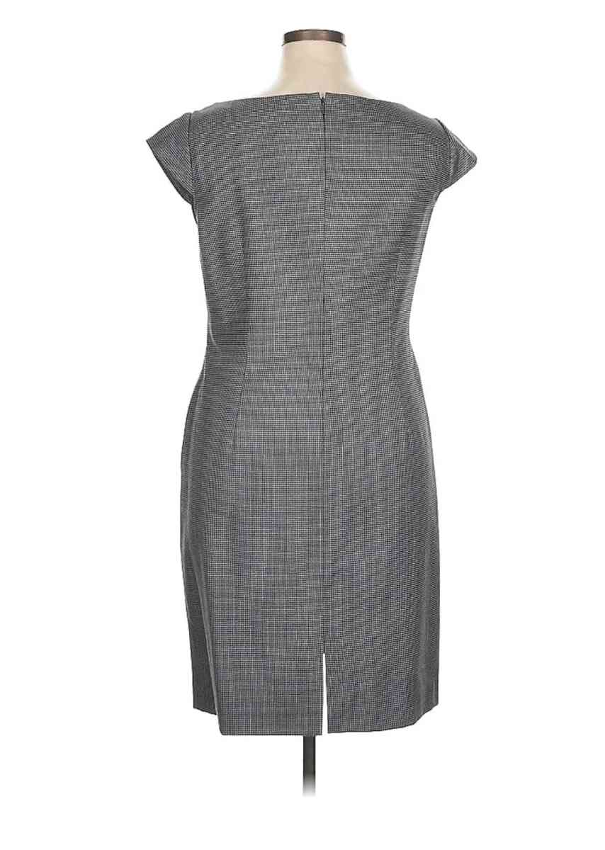 Womans professional dress - Myrtle Creek, Oregon - FleaMarketBay