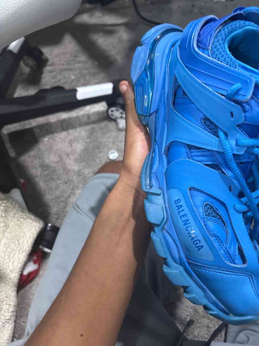 balenciaga blue tracks designer shoe size 10 sneaker clean - Detroit, Michigan - FleaMarketBay