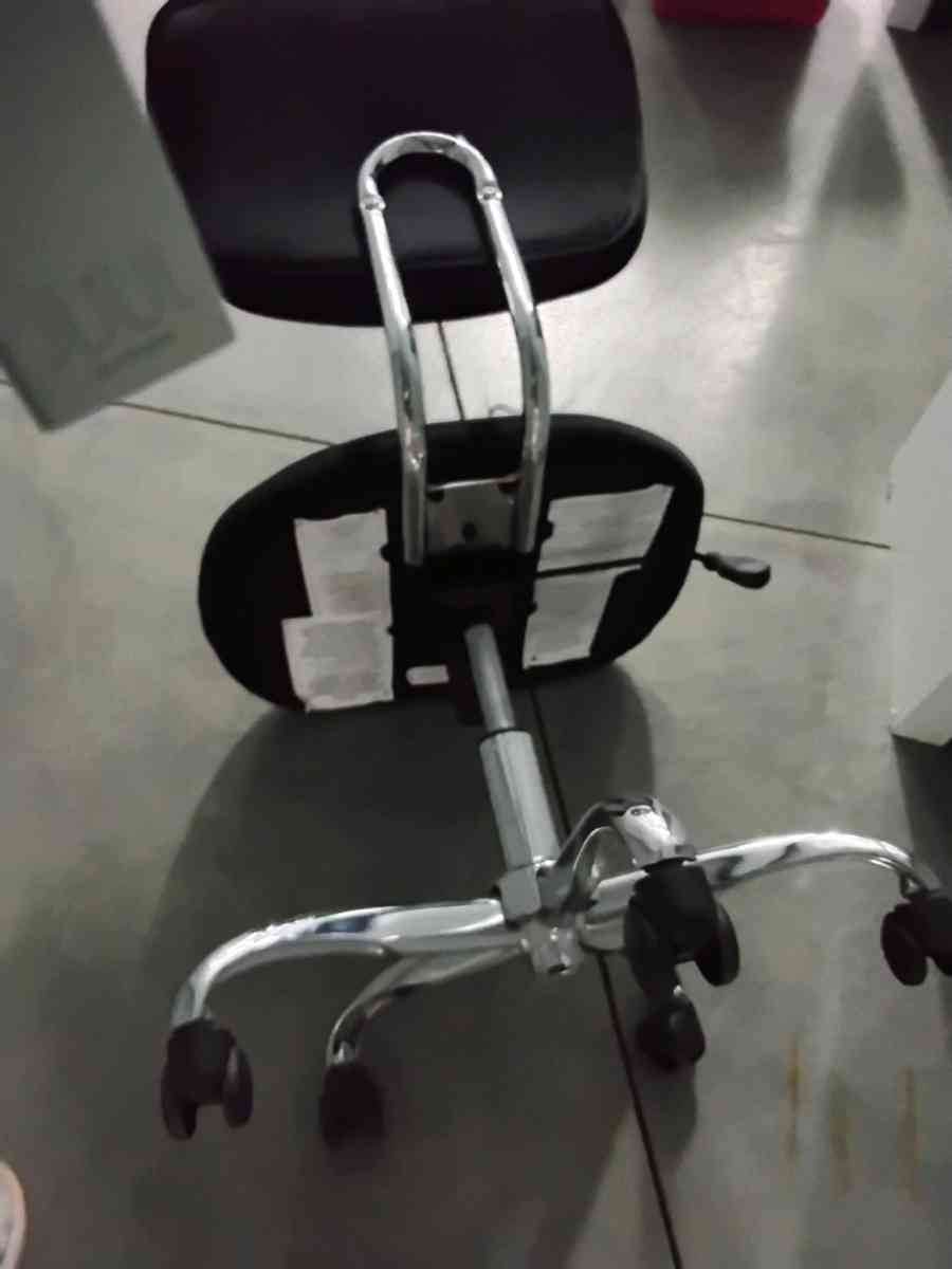 computer chair - Barney, Georgia - FleaMarketBay