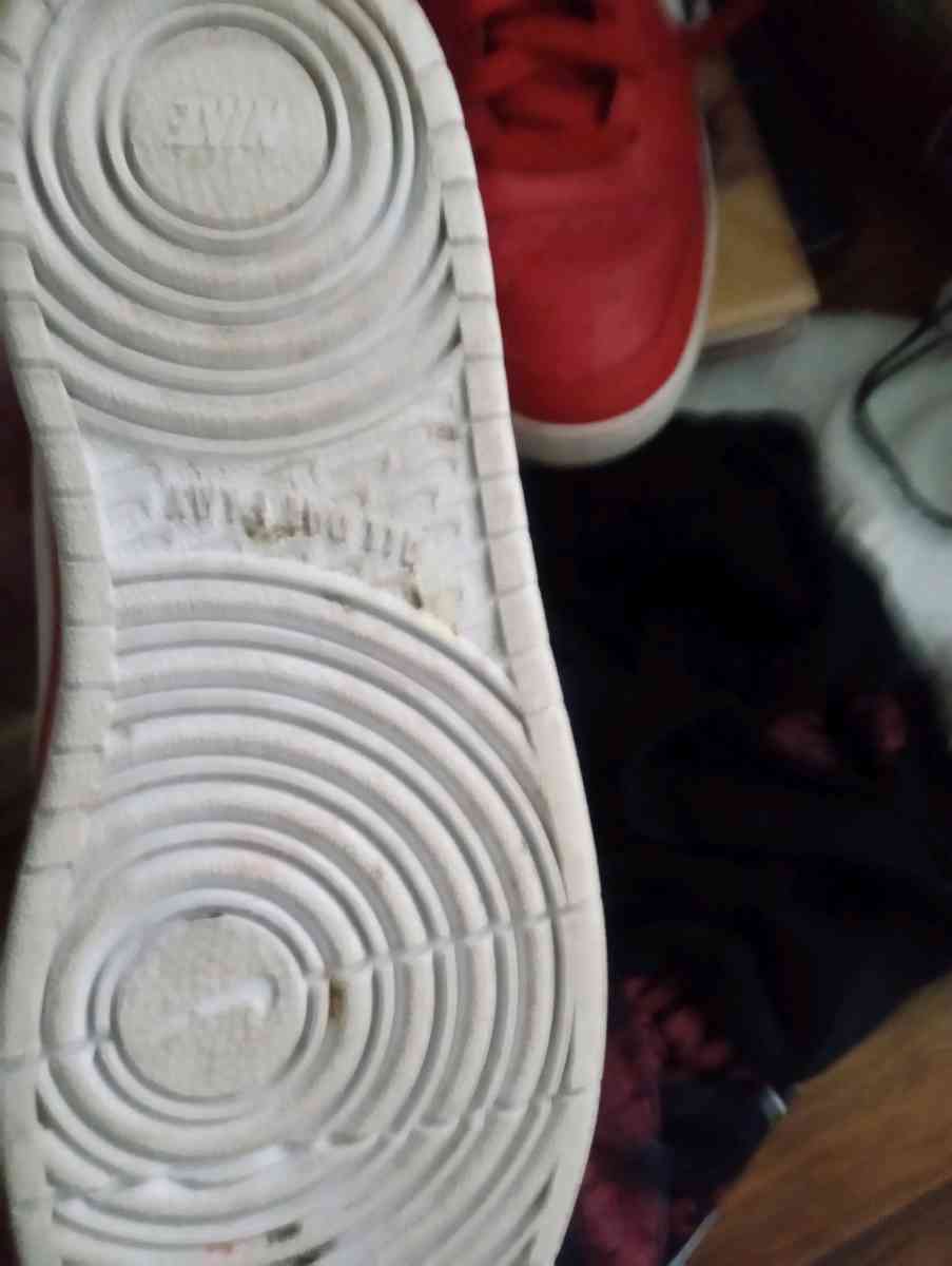 Nike Air Force 1 mid utility high tops black and red - Folcroft, Pennsylvania - FleaMarketBay