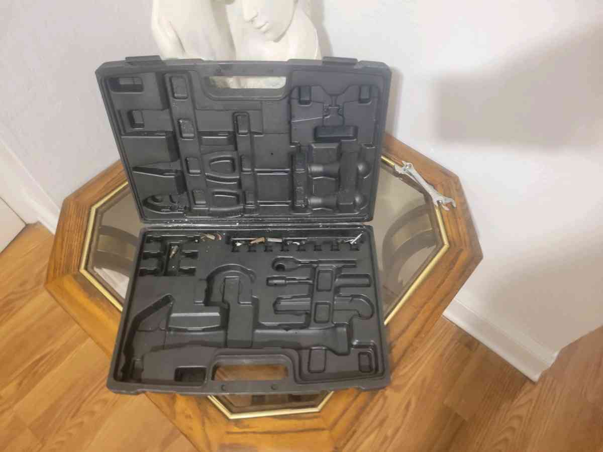 selling - Milwaukee, Wisconsin - FleaMarketBay