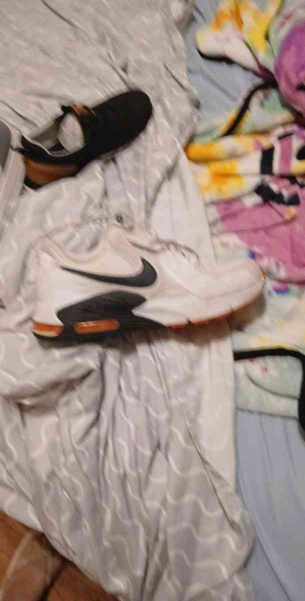 Nike shoes - Quinlan, Texas