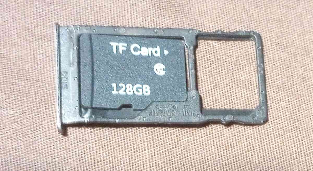 phone 124ultra unlocked purple - Denham Springs, Louisiana - FleaMarketBay