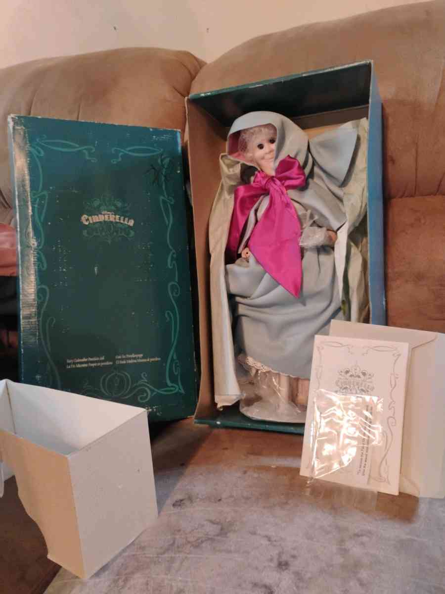 Disney Cinderella Fairy Godmother Porcelain Doll with wand - Texarkana, Arkansas