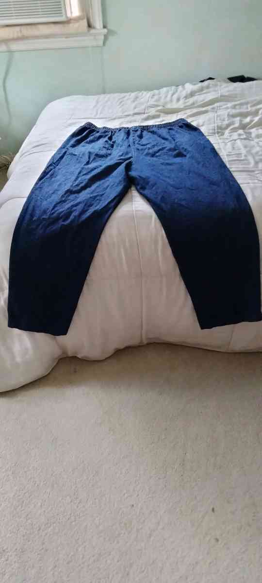 Womens Blue Jeans - Norristown, Pennsylvania - FleaMarketBay