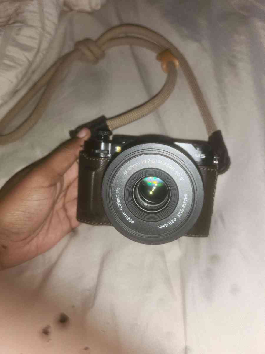 Fujifilm XM5 w 2 Viltrox Lenses - New York, New York - FleaMarketBay