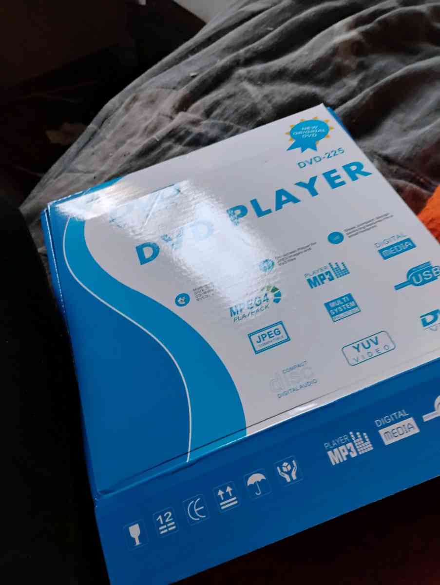 portable DVD player - Uxbridge, Massachusetts