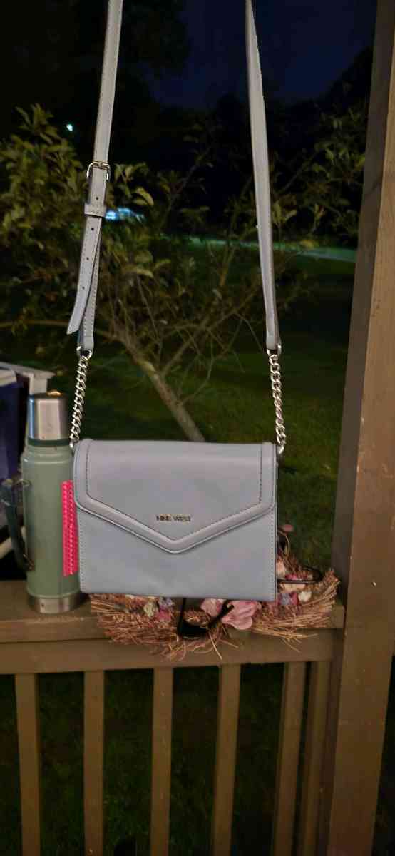 Nine West shoulder - Fairmont, West Virginia