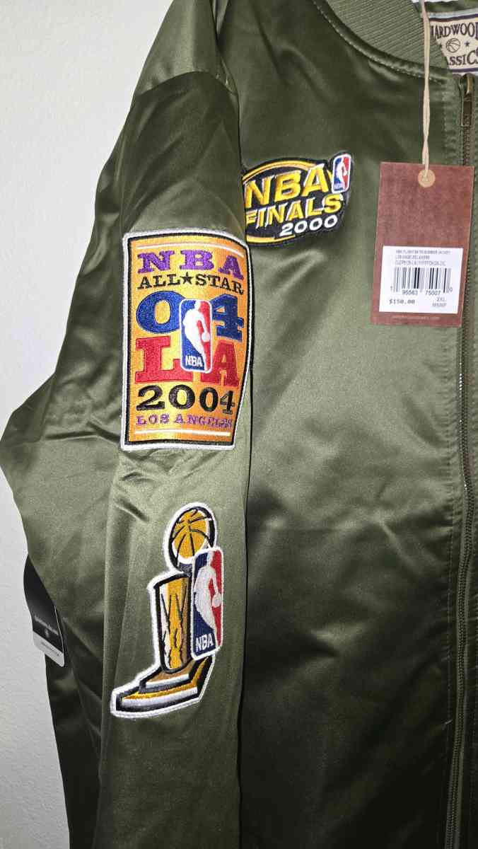 Mitchelle and Ness Lakers jacket - Los Angeles, California - FleaMarketBay