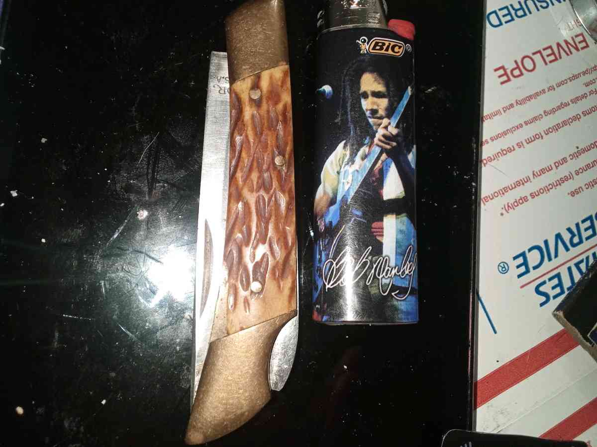 Valor Challenger pocket knife - Atoka, Tennessee - FleaMarketBay