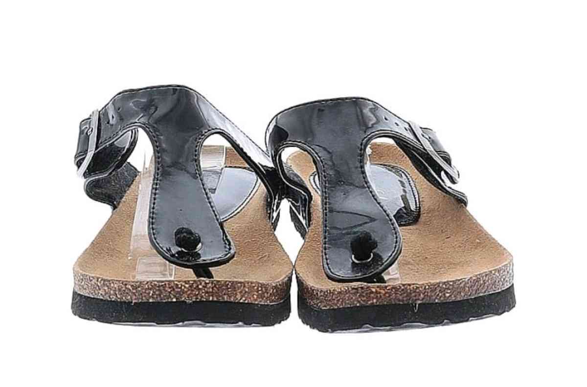 Womans Black Sandal - Myrtle Creek, Oregon