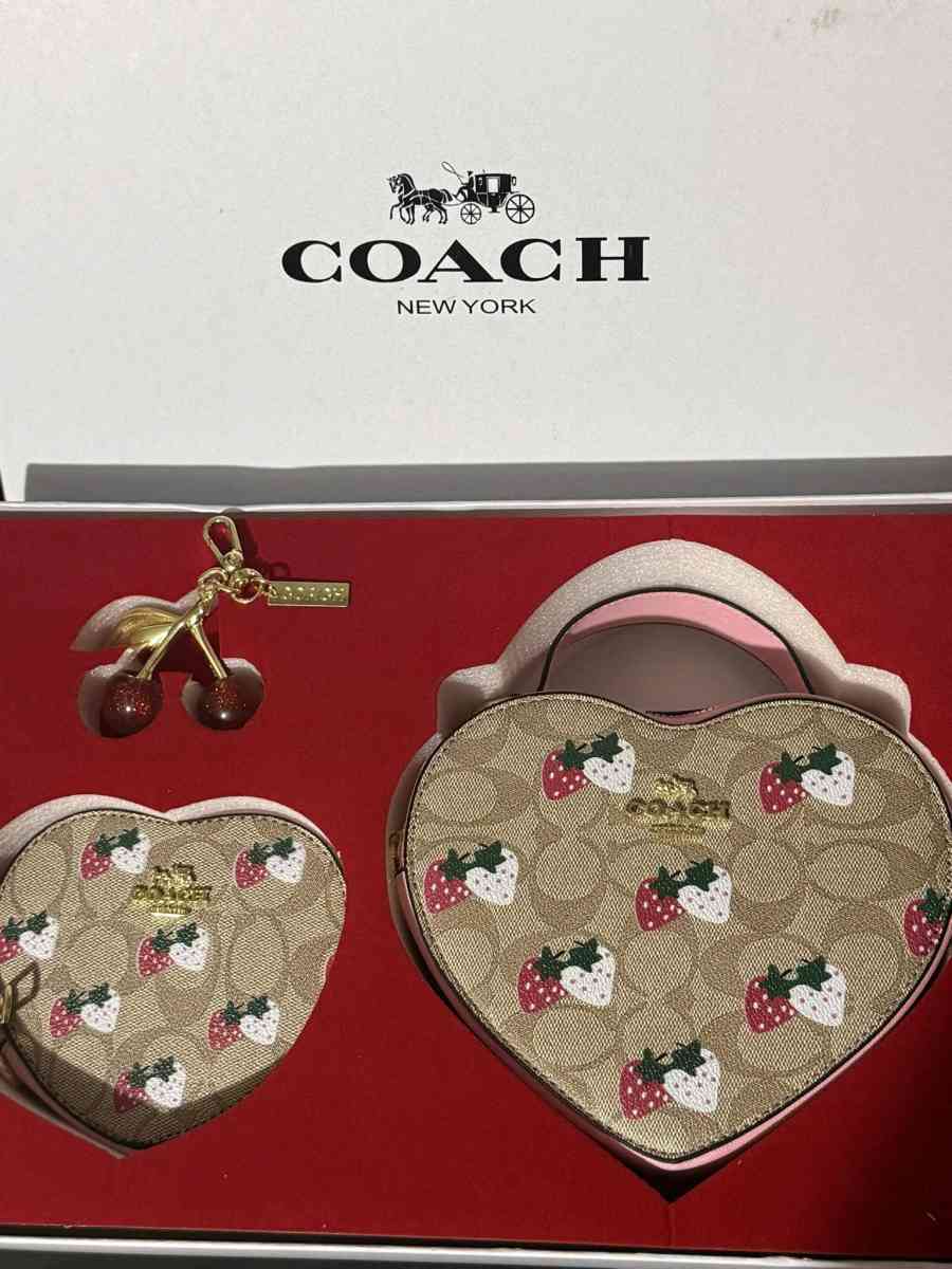 hermosas carteras  escoge la que te guste - Stockton, California - FleaMarketBay