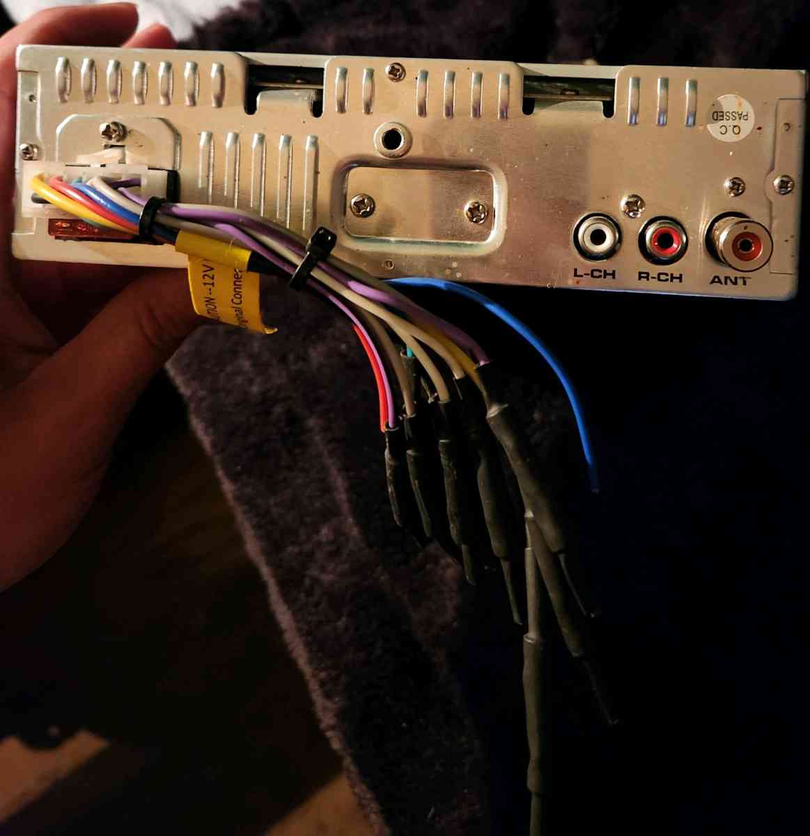 Stereo deck for a vehicle - Stockland, Illinois - FleaMarketBay