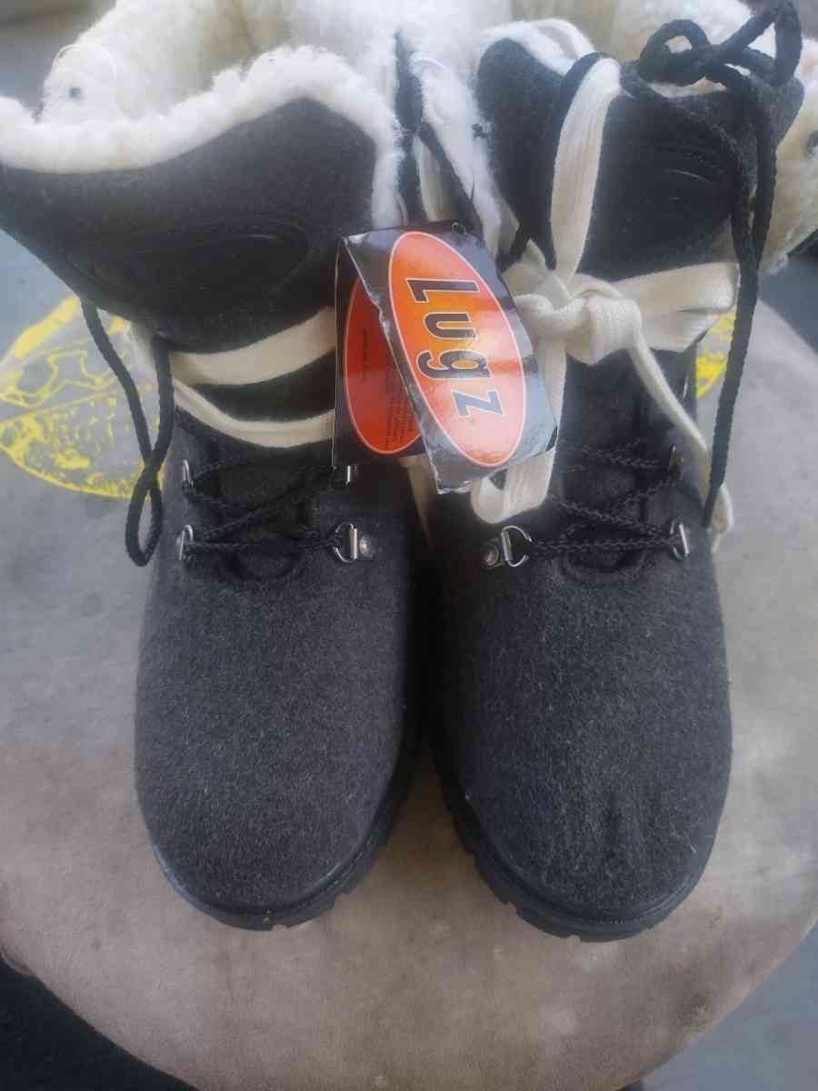 Lugz Womens Grotto Fleece Fashion Boot Size 9