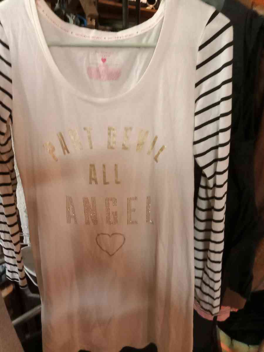 4 Pink by Victoria Secret pajamas size xs - Dubuque, Iowa - FleaMarketBay