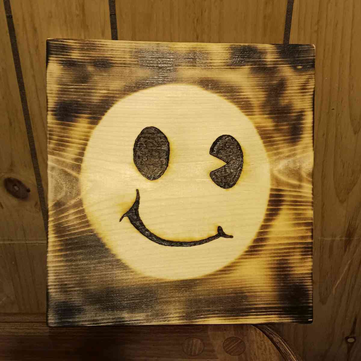 Smiley face Pyrography - Bucksport, Maine - FleaMarketBay