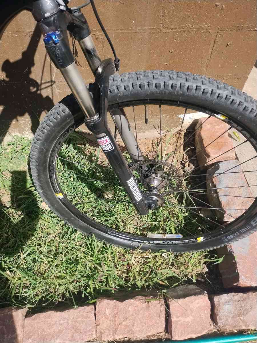 29 inch hybrid mountain bike Diamond Back - Omaha, Nebraska - FleaMarketBay