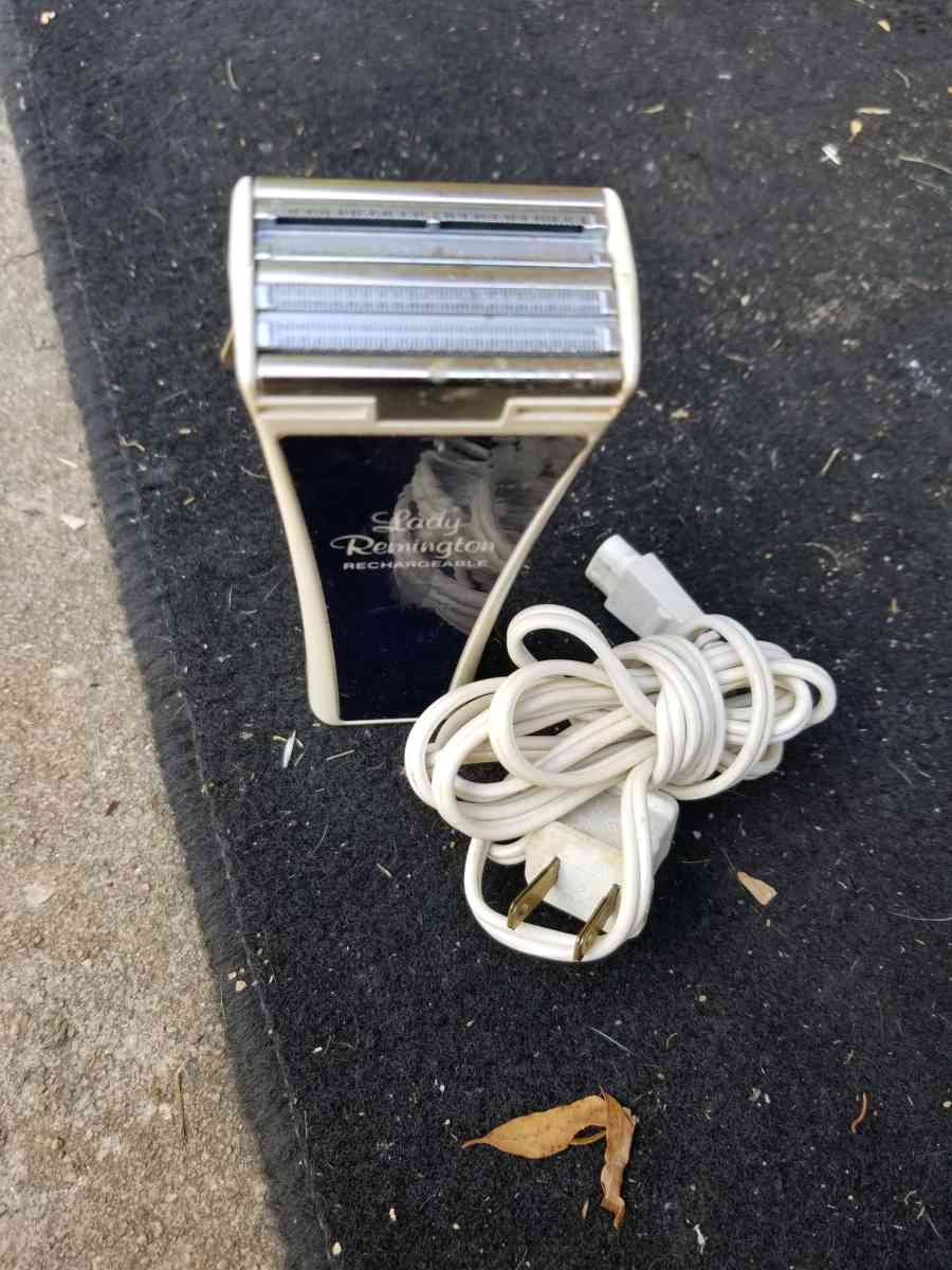 lady Remington clippers - Donalds, South Carolina - FleaMarketBay