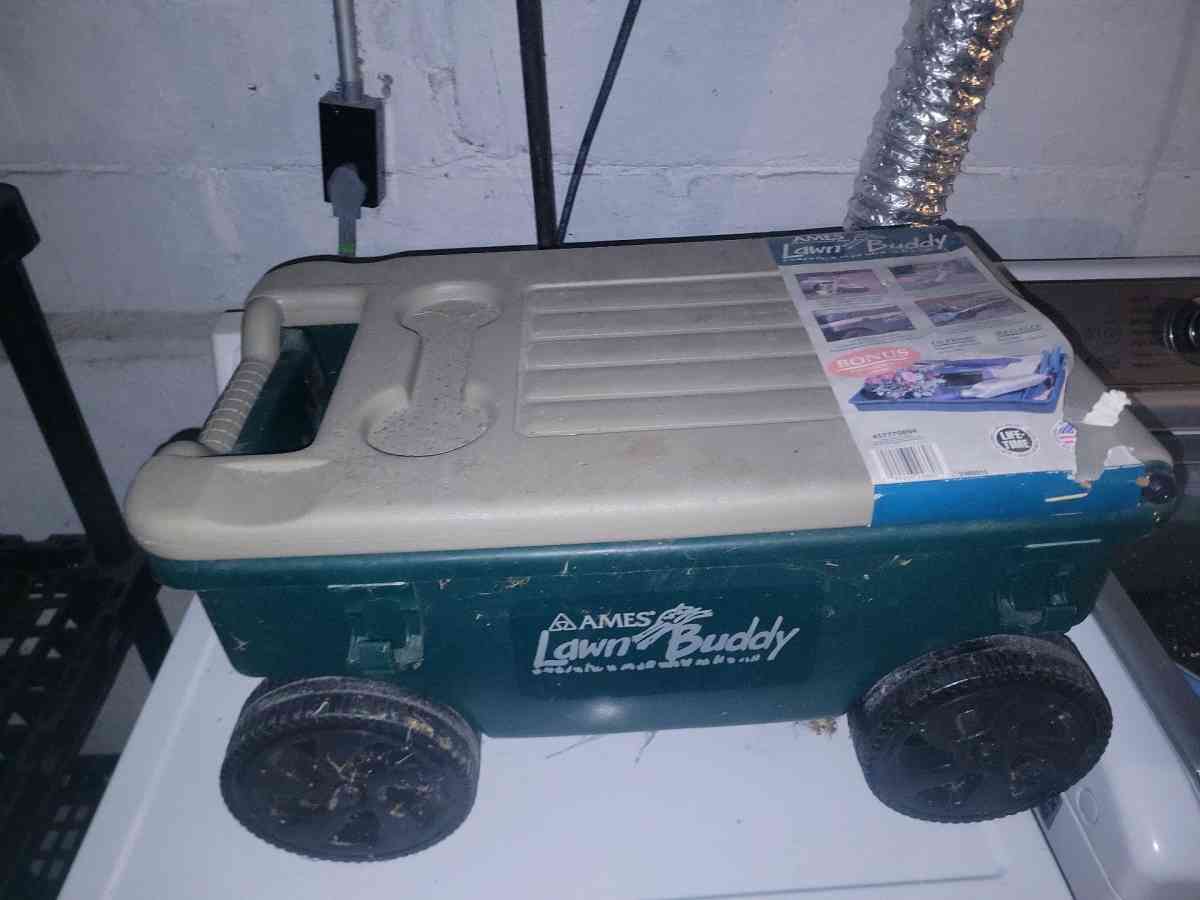 selling - Milwaukee, Wisconsin - FleaMarketBay