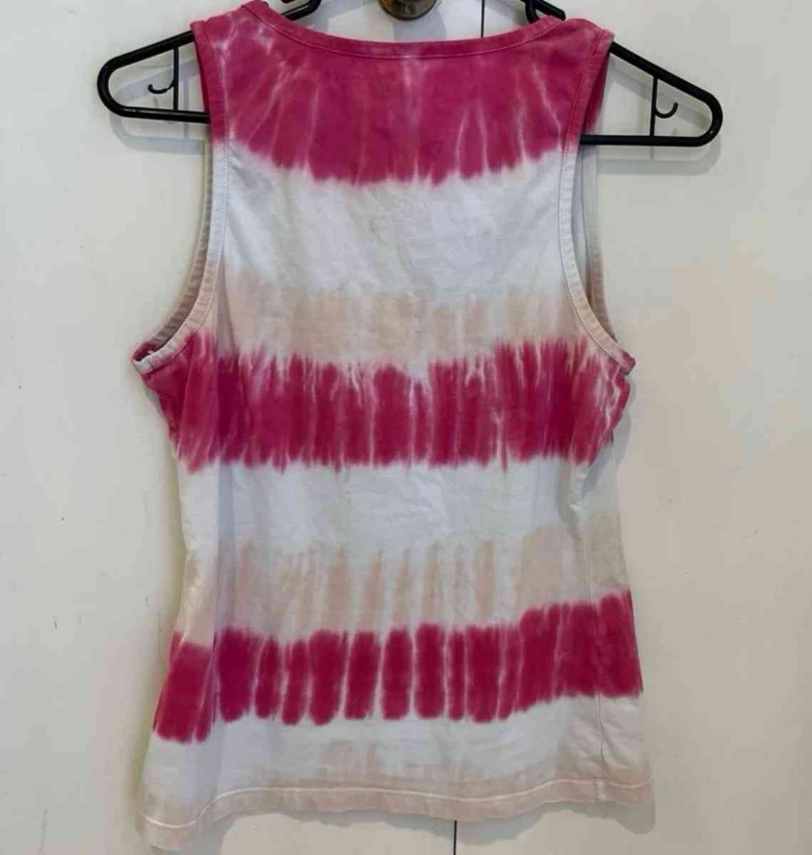 Tank Top - Glendale, Arizona - FleaMarketBay