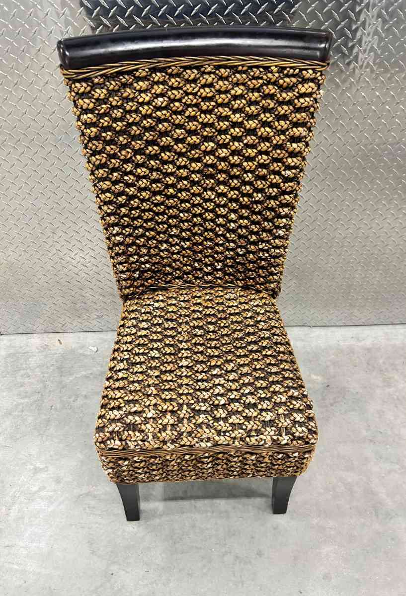 Single Premium Wicker Chair - Fort Lauderdale, Florida - FleaMarketBay