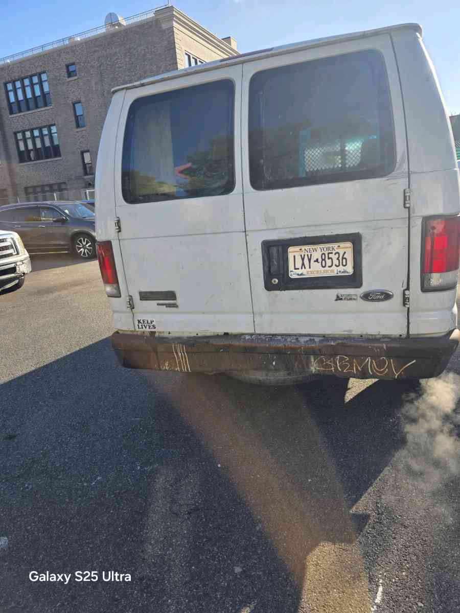 van Ford 1500 - Brooklyn, New York - FleaMarketBay