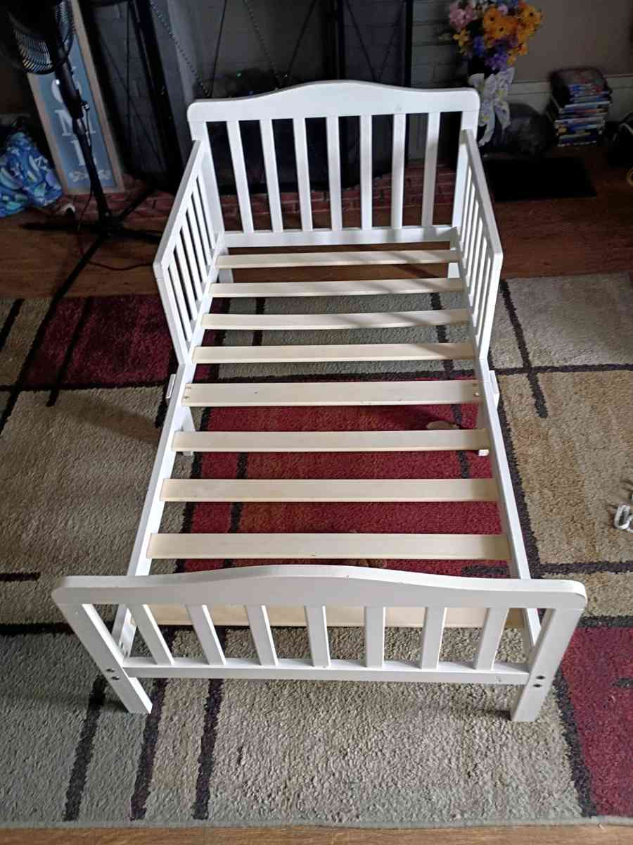 Baby Bed - Bellevue, Kentucky