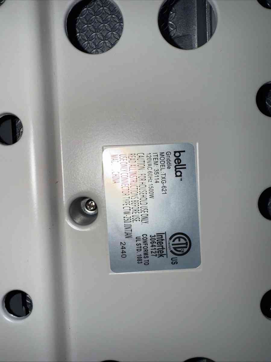 Bella 12x22 electric griddle New - Anoka, Minnesota - FleaMarketBay