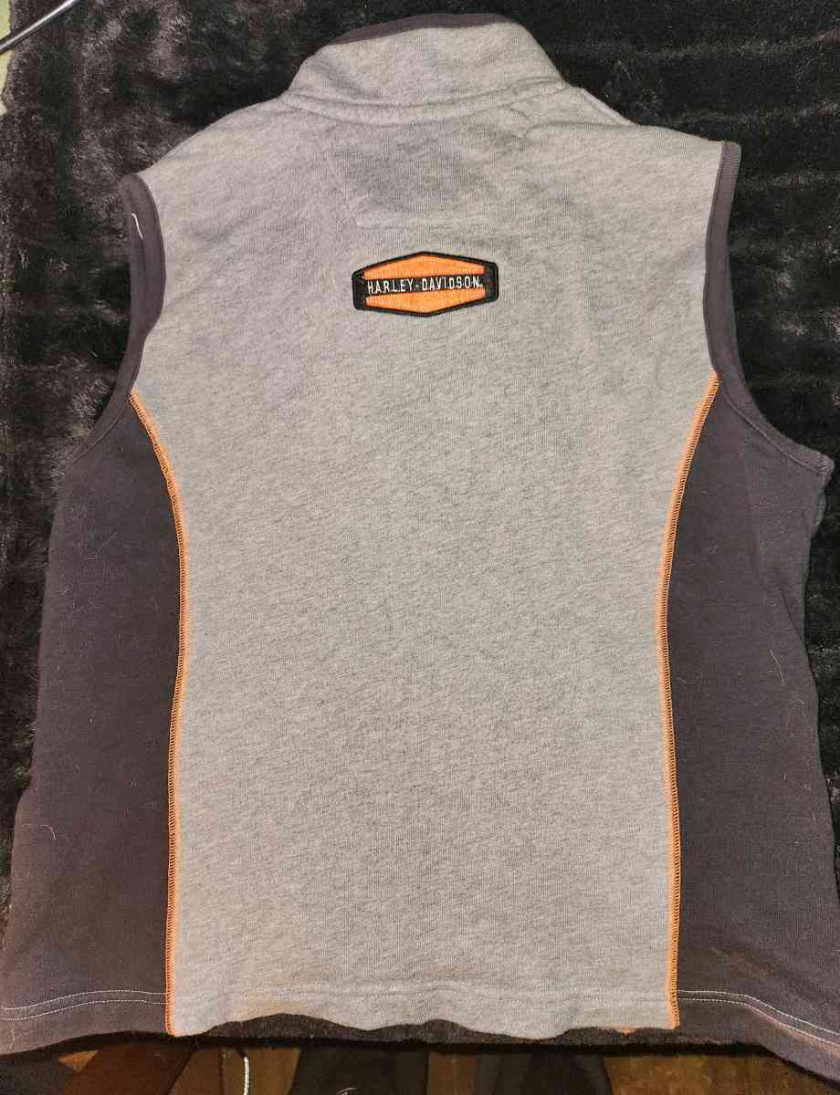 Womans Vest - Stockland, Illinois - FleaMarketBay
