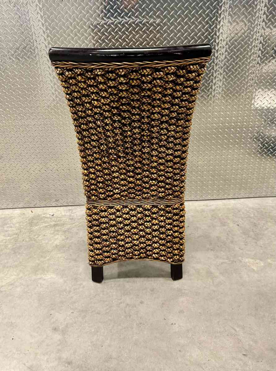 Single Premium Wicker Chair - Fort Lauderdale, Florida - FleaMarketBay