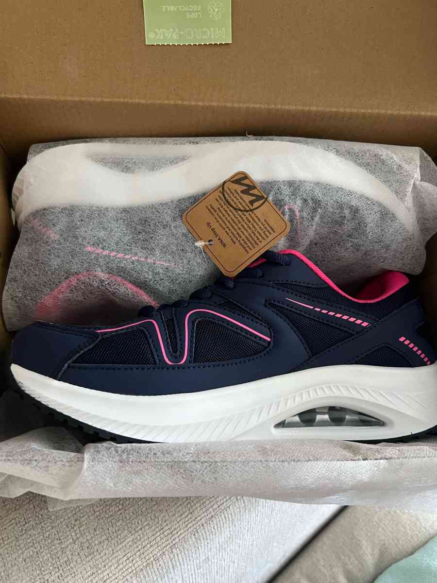 womens shoes size 95 - San Bernardino, California - FleaMarketBay