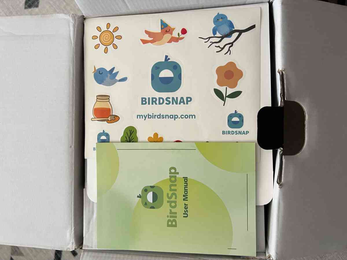 birdsnap PAV Bird Feeder with Camera Solar Panel 2K HD  64GB - San Bernardino, California - FleaMarketBay