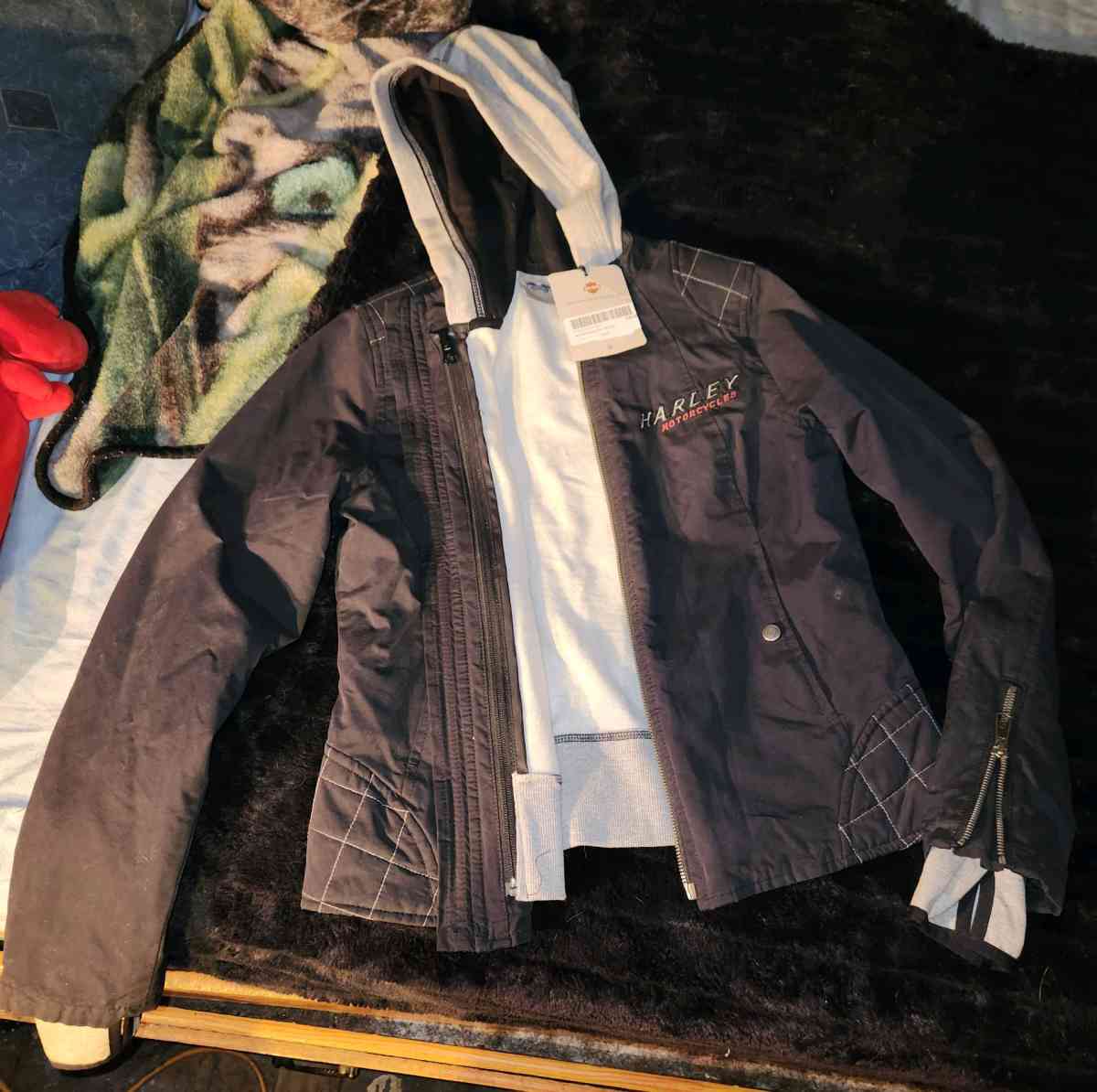 Womens Jacket - Stockland, Illinois