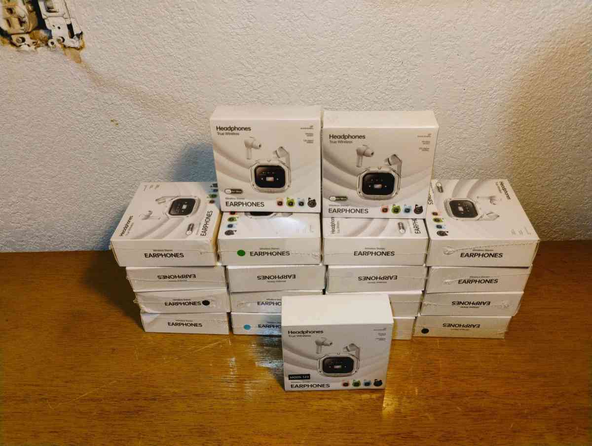 Airmax earphones - Sioux City, Iowa - FleaMarketBay