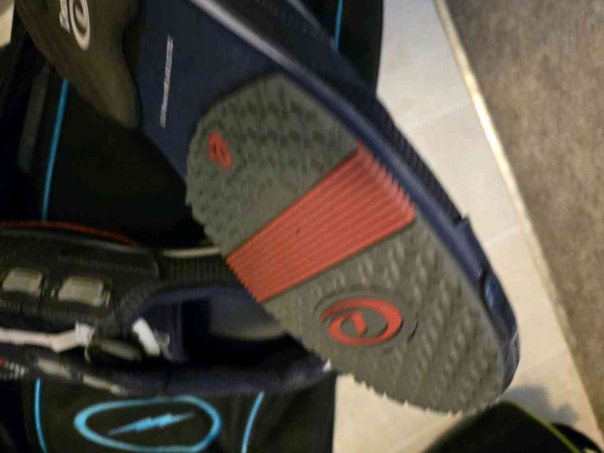 Dexter 8 ExJ Bowling Shoes - Keokuk, Iowa - FleaMarketBay