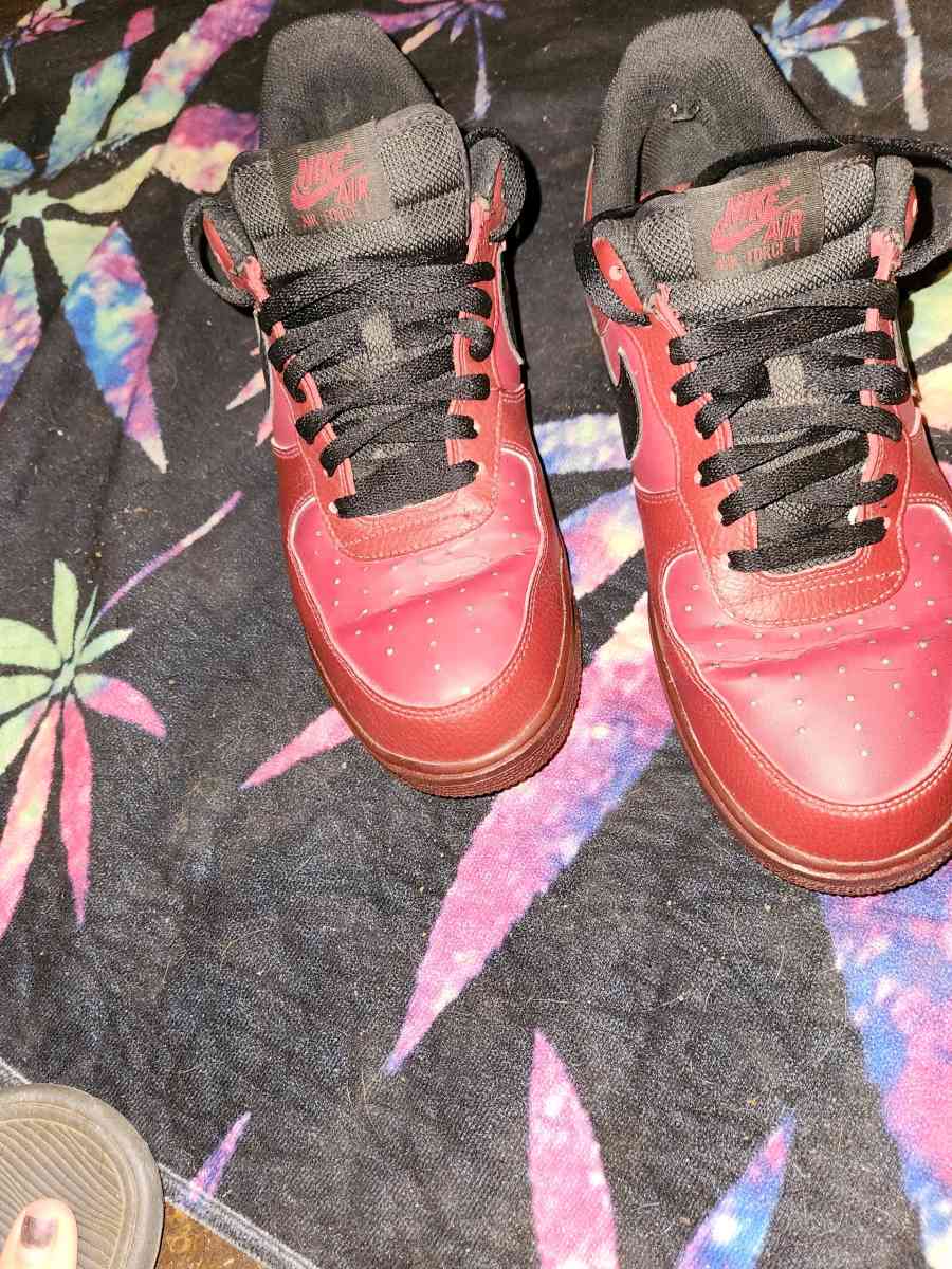 Nike Airforce Ones - Stockland, Illinois - FleaMarketBay